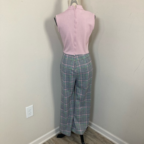 Women’s Pink Ribbed Sleeveless Top and Grey Pink Plaid Straight Cut Pantsuit - Picture 4 of 4